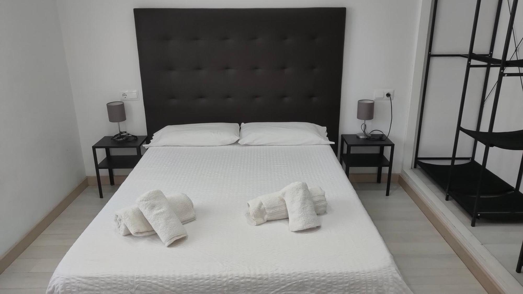 Appartement Piso Con Parkinprivado Y A10Minutosdelaplayaandando à Málaga Extérieur photo